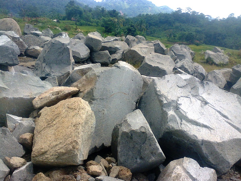 batu boulder
